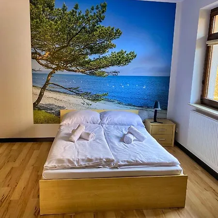 فندق 5d Zeromskiego 22/38 *