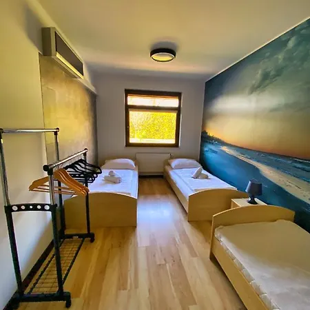 5d Zeromskiego 22/38 فندق