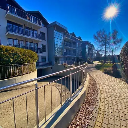 5d Zeromskiego 22/38 *